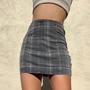 Tinseltown Grey plaid mini skirt💙